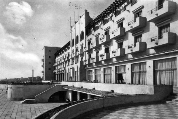 08_grand-hotel-rex-mamaia,-carte-postală-194041C63562-E5DA-7304-A8E2-2102727A985E.jpg